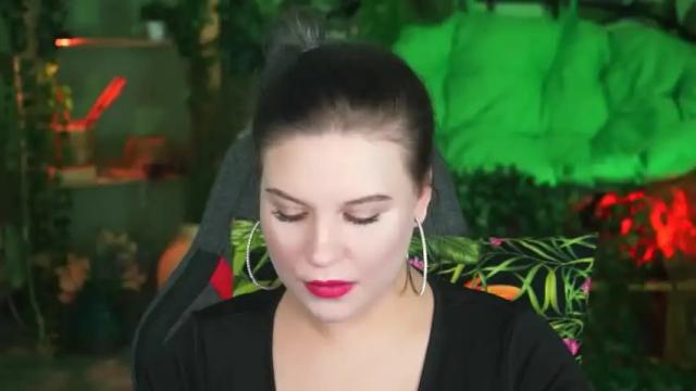 Image 2 of jenniferharve Stream on Chaturbate on 18 months ago