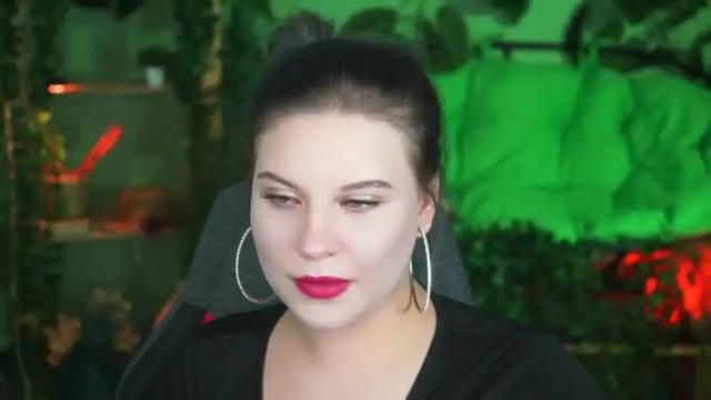 Image 3 of jenniferharve Stream on Chaturbate on 18 months ago