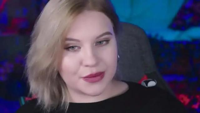 Image 8 of jenniferharve Stream on Chaturbate on 18 months ago
