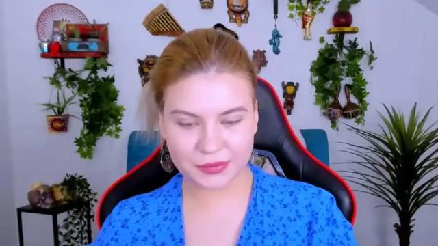 Image 12 of jenniferharve Stream on Chaturbate on 17 months ago