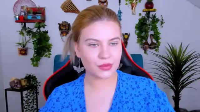 Image 6 of jenniferharve Stream on Chaturbate on 17 months ago