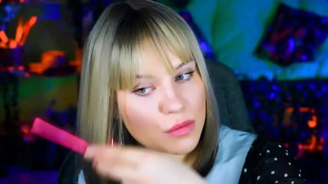 Image 12 of jenniferharve Stream on Chaturbate on 16 months ago