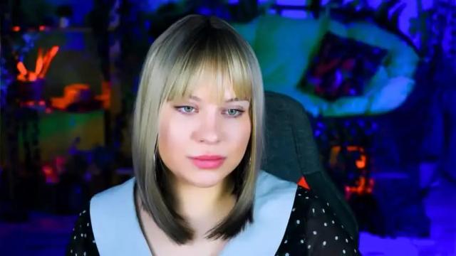Image 3 of jenniferharve Stream on Chaturbate on 16 months ago