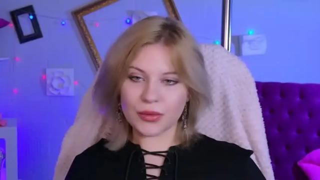 Image 6 of jenniferharve Stream on Chaturbate on 16 months ago