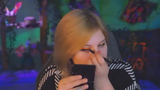 Image 2 of jenniferharve Stream on Chaturbate on 16 months ago