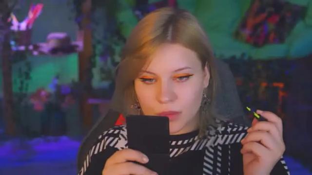 Image 4 of jenniferharve Stream on Chaturbate on 16 months ago