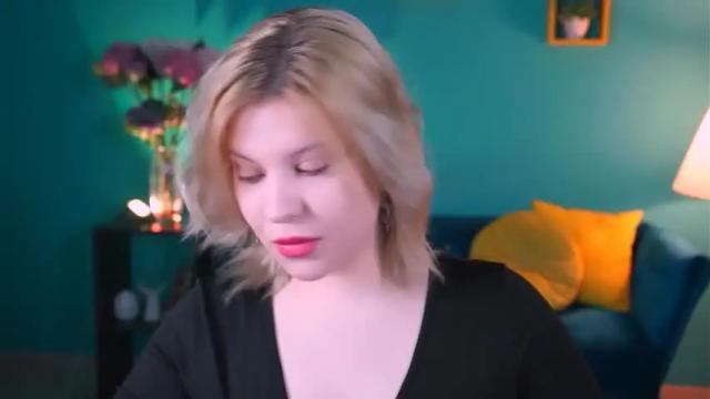 Image 2 of jenniferharve Stream on Chaturbate on 16 months ago