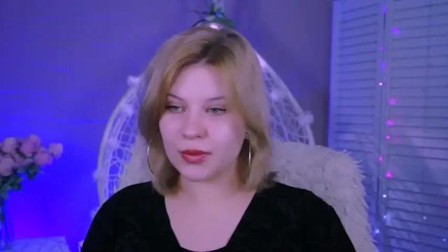 Image 4 of jenniferharve Stream on Chaturbate on 16 months ago