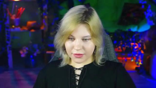 Image 11 of jenniferharve Stream on Chaturbate on 16 months ago