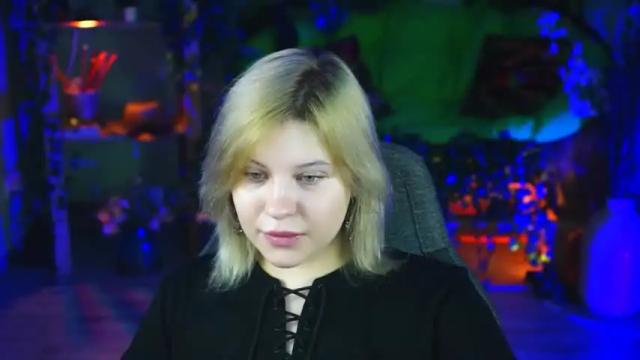Image 2 of jenniferharve Stream on Chaturbate on 16 months ago