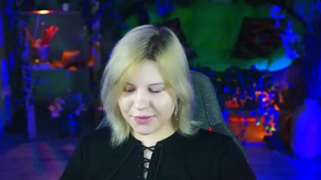 Image 4 of jenniferharve Stream on Chaturbate on 16 months ago
