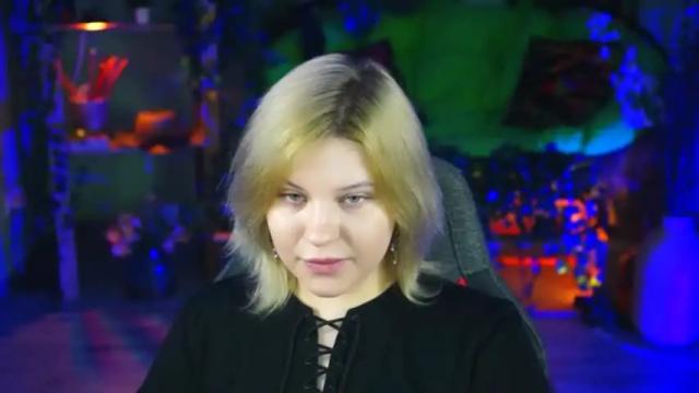 Image 7 of jenniferharve Stream on Chaturbate on 16 months ago