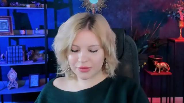 Image 2 of jenniferharve Stream on Chaturbate on 16 months ago
