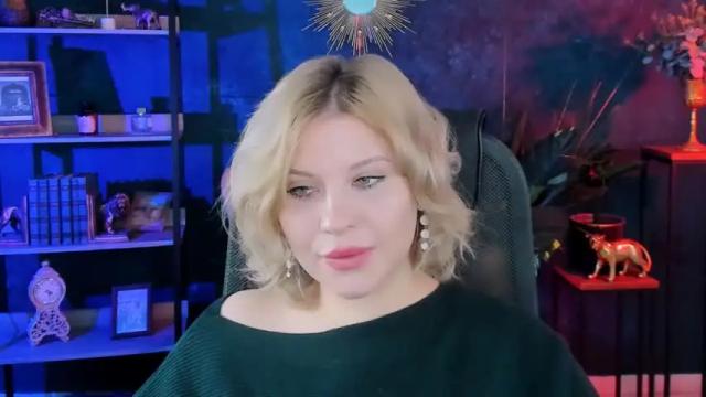 Image 4 of jenniferharve Stream on Chaturbate on 16 months ago