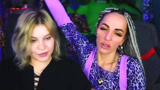 Image 10 of jenniferharve Stream on Chaturbate on 16 months ago