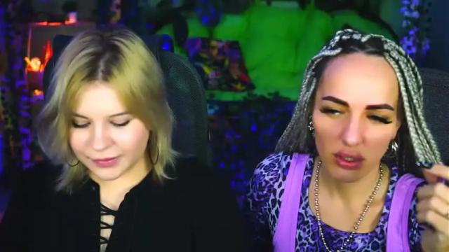 Image 6 of jenniferharve Stream on Chaturbate on 16 months ago