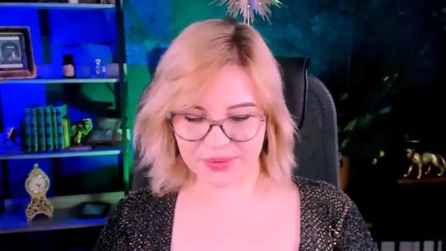 Image 12 of jenniferharve Stream on Chaturbate on 15 months ago