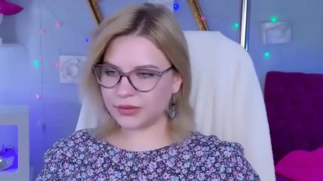 Image 10 of jenniferharve Stream on Chaturbate on 15 months ago