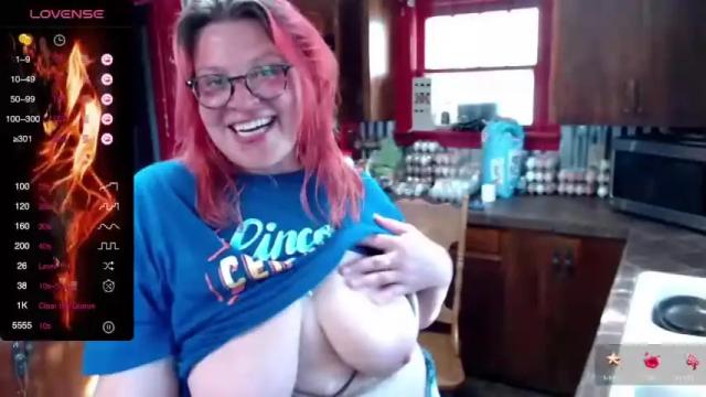 Image 2 of jenniferjuggs69 Stream on Chaturbate on 12 months ago