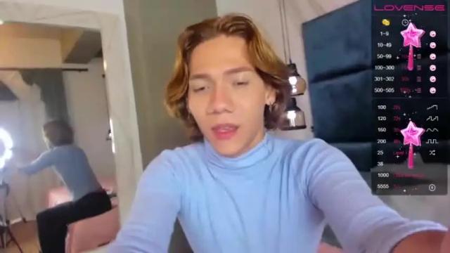 Image 2 of jenniferoconner_ Stream on Chaturbate on 18 months ago