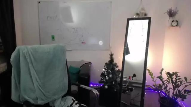 Image 11 of jenniferr__ Stream on Chaturbate on 16 months ago