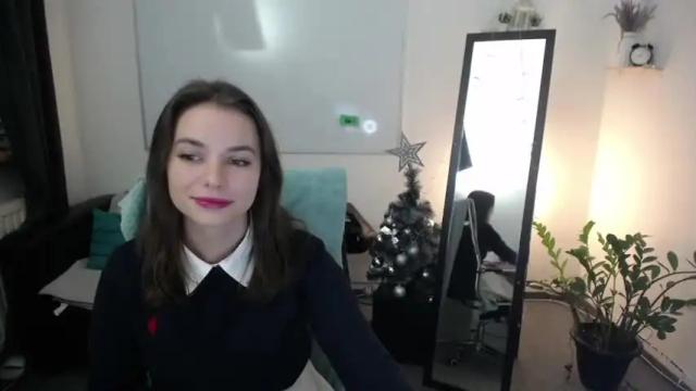 Image 2 of jenniferr__ Stream on Chaturbate on 24 months ago