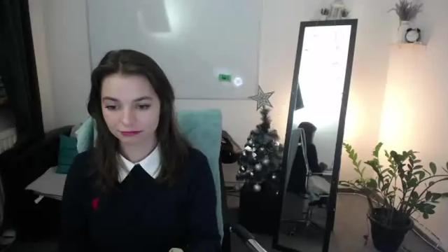 Image 3 of jenniferr__ Stream on Chaturbate on 24 months ago