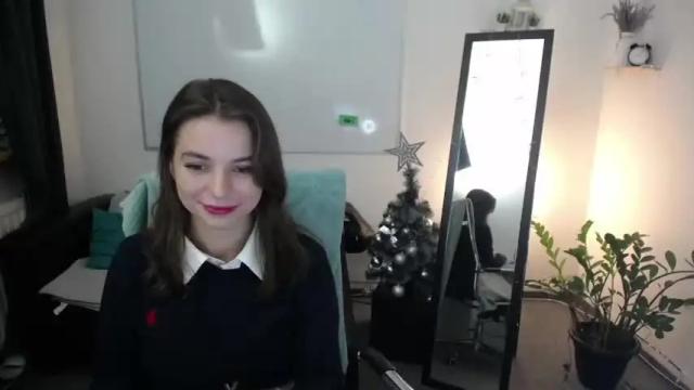 Image 4 of jenniferr__ Stream on Chaturbate on 24 months ago