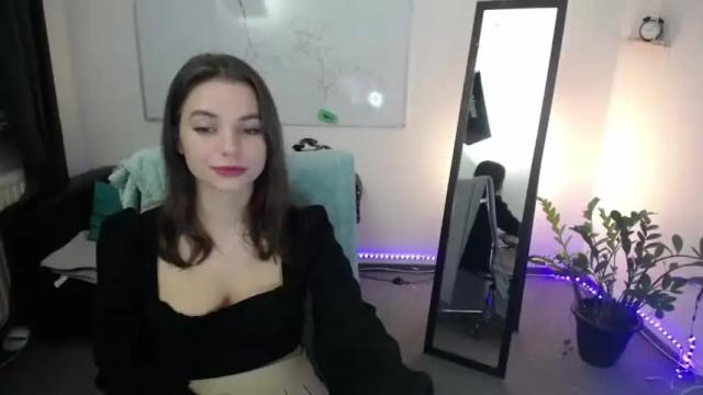 Image 12 of jenniferr__ Stream on Chaturbate on 15 months ago