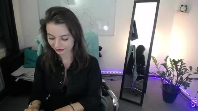 Image 11 of jenniferr__ Stream on Chaturbate on 15 months ago