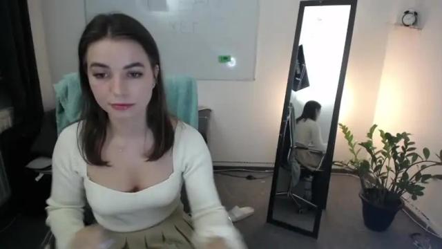 Image 7 of jenniferr__ Stream on Chaturbate on 15 months ago