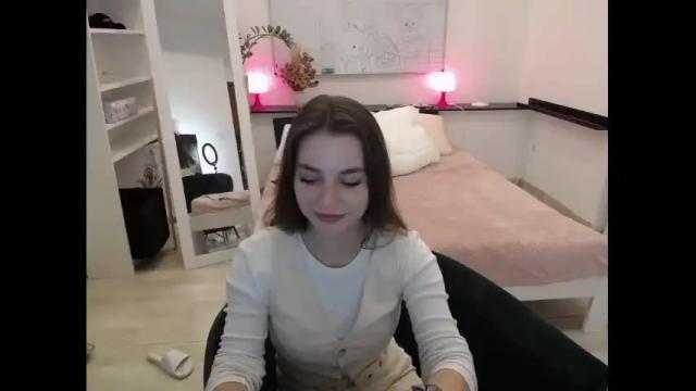 Image 3 of jenniferr__ Stream on Chaturbate on 13 months ago