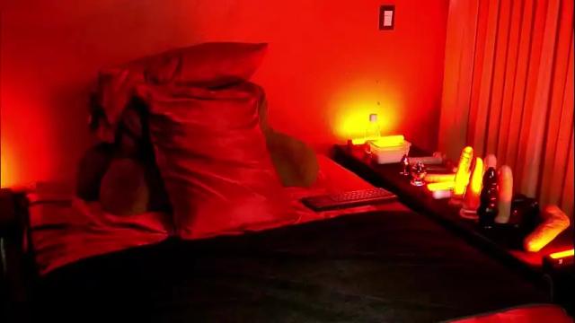 Image 2 of jenniferstarcd Stream on Chaturbate on 9 days ago