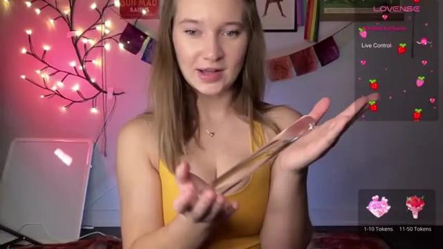Thumbnail 1, jenniferwhoreance's Stream at Chaturbate, 15 months ago