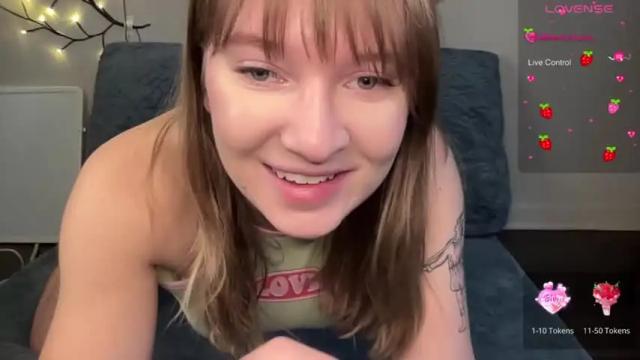 Image 4 of jenniferwhoreance Stream on Chaturbate on 15 months ago