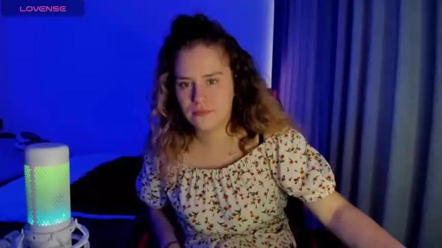 Image 4 of jenniharper Stream on Chaturbate on 16 months ago