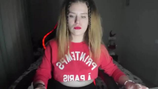 Image 3 of jenniharper Stream on Chaturbate on 16 months ago