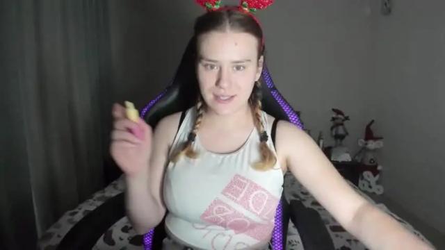 Image 4 of jenniharper Stream on Chaturbate on 16 months ago