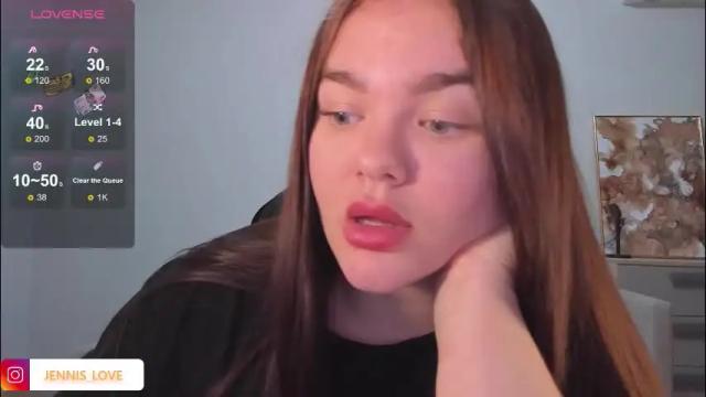 Image 3 of jennisxcharming Stream on Chaturbate on 2 months ago