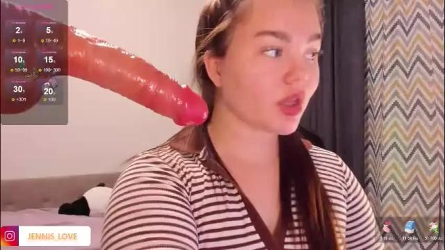 Image 8 of jennisxcharming Stream on Chaturbate on 1 month ago