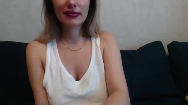 Image 3 of jennnamaaya Stream on Chaturbate on 19 months ago