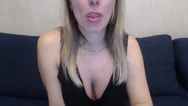 Thumbnail 1, jennnamaaya's Stream at Chaturbate, 18 months ago