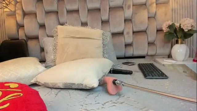 Image 8 of jennsexy_ Stream on Chaturbate on 2 months ago