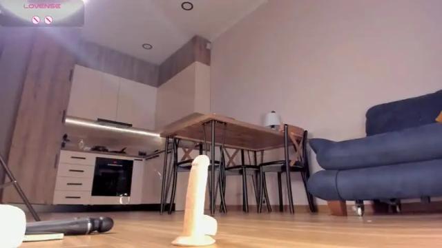 Image 4 of jenny__lii Stream on Chaturbate on 28 days ago