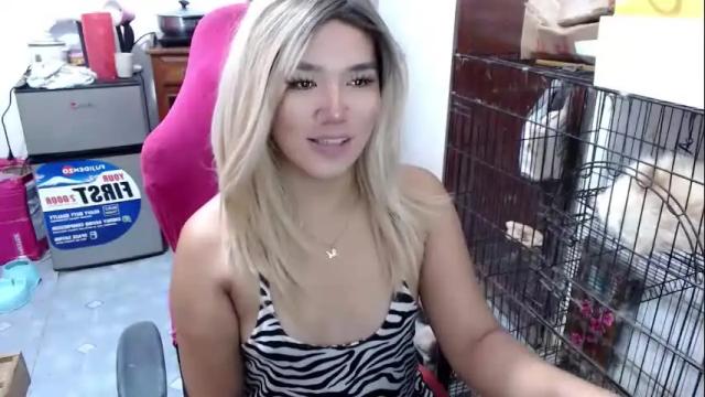 Image 2 of jenny_fromphil Stream on Chaturbate on 1 month ago
