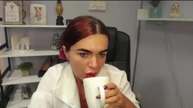 Image 10 of jenny_play1 Stream on Chaturbate on 18 months ago