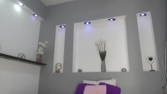 Image 4 of jenny_towers Stream on Chaturbate on 12 days ago