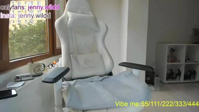 Image 2 of jenny_wild22 Stream on Chaturbate on 19 months ago