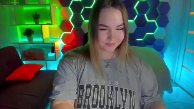 Image 12 of jennyattal Stream on Chaturbate on 16 months ago