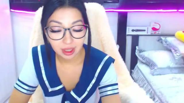 Image 2 of jennycharming8 Stream on Chaturbate on 16 months ago